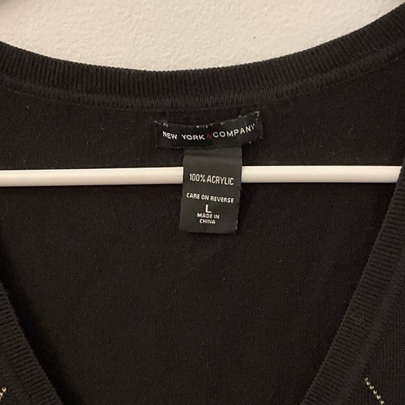 New York & Company Black Sweater Vest - Picture 2 of 6